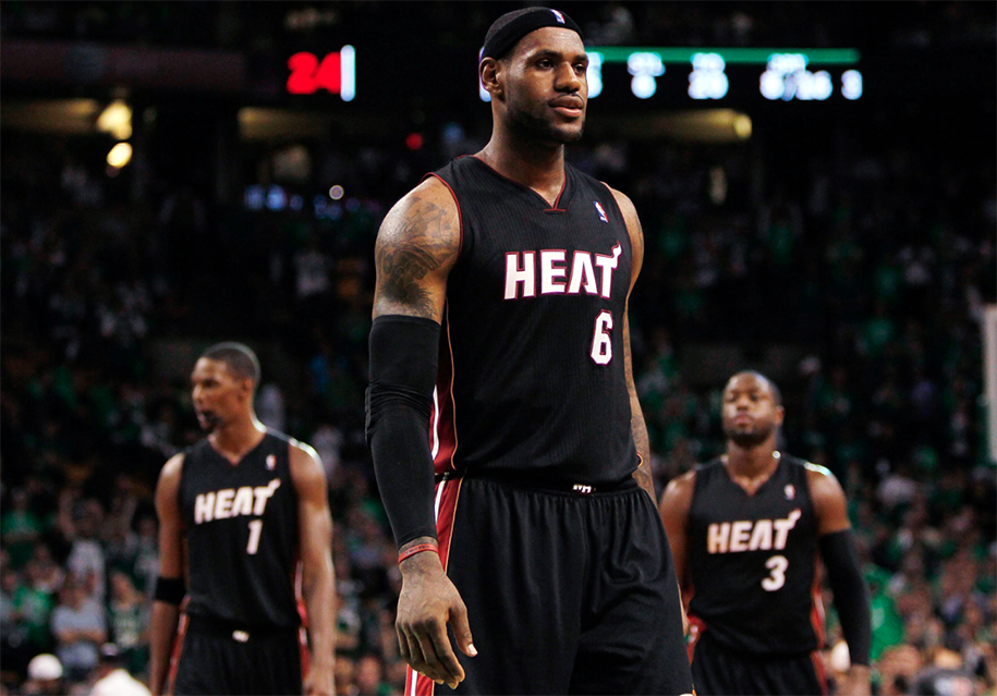 Top 3 đội bóng gây thất vọng nhất NBA - Kỳ 1: Dải thiên hà Miami Heat và bài học về sự tự tin