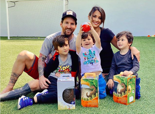 Hình ảnh Messi ʋà Ronaldo đón lễ Phục sinh cùng gia đình