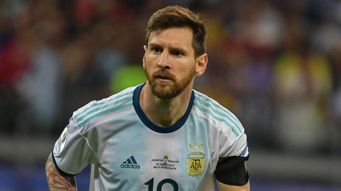 Messi phải gặp những thách thức nào ở Barca và Argentina?
