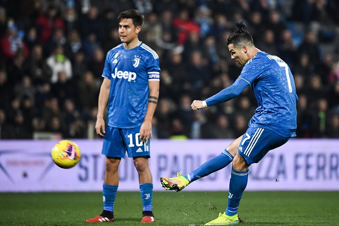 Tại sao Ronaldo không còn ghi bàn bằng sút phạt ở Juventus?