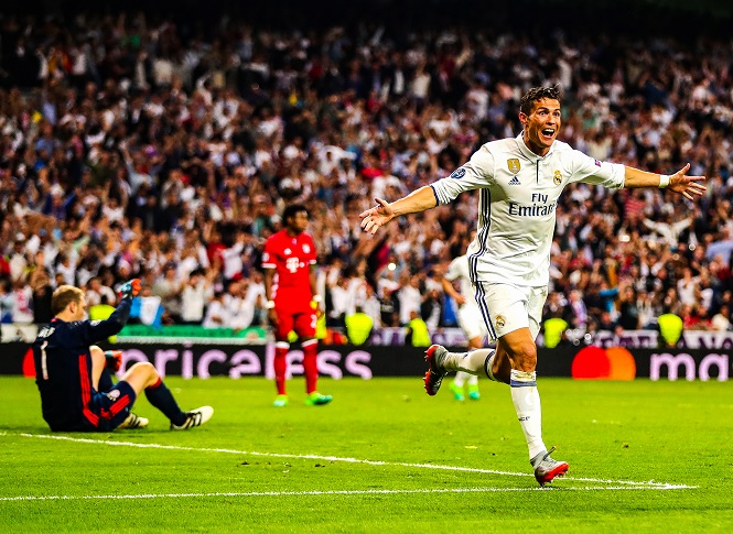 Ronaldo kỷ niệm cú hat-trick “hoàn hảo” ở Cúp C1 cách đây 3 năm