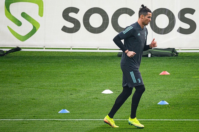 Gia đình Ronaldo bị báo động khi Madeira bùng phát dịch COVID-19