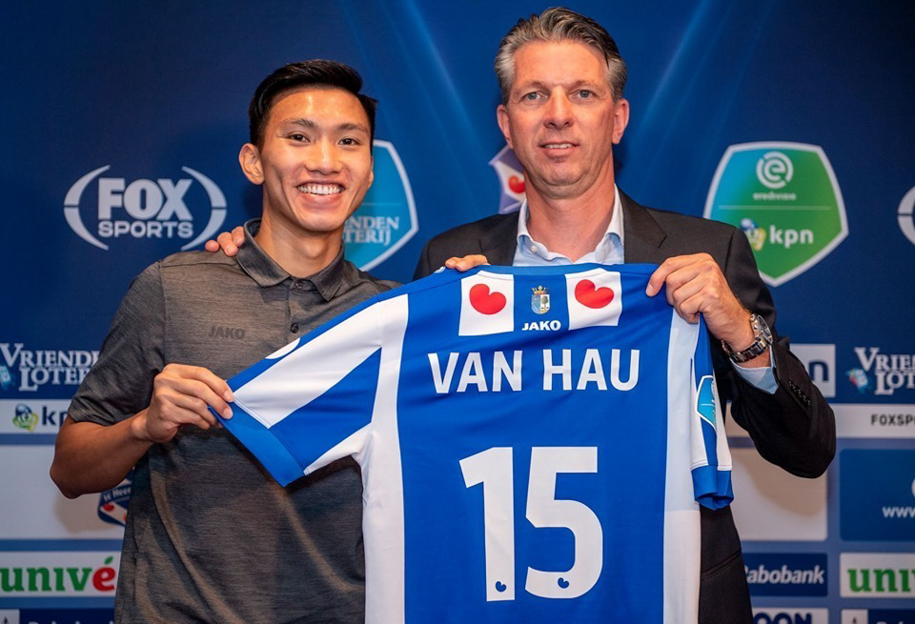 Hà Nội FC úp mở khả năng Văn Hậu trở lại V.League