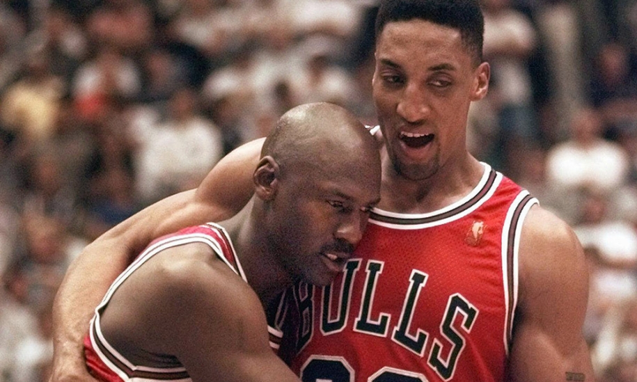 Michael Jordan bị chỉ trích: Thương Scottie Pippen mà làm thế ư?