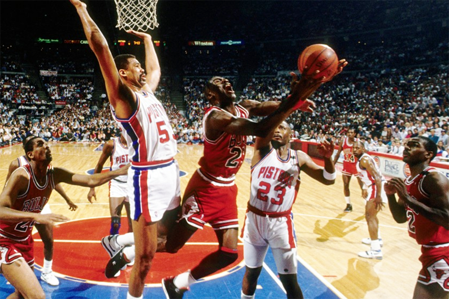 Choáng ngợp trước Jordan Rules, cách Detroit Pistons cố gắng loại bỏ Michael Jordan