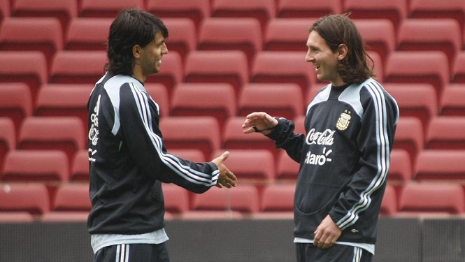 Aguero tiết lộ về tình bạn bền chặt 15 năm với Messi