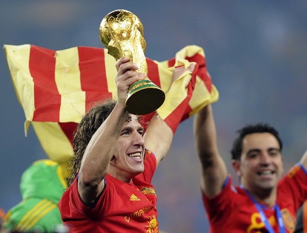Đội hình vô địch World Cup 2010 Tây Ban Nha giờ đây đã thay đổi như thế nào? Cùng theo dõi để tìm hiểu về các cầu thủ huyền thoại đã giúp đội tuyển Tây Ban Nha vô địch cách đây 13 năm. Dù có sự thay đổi, nhưng tài năng và lòng đam mê của các cầu thủ vẫn còn nguyên vẹn và đầy triển vọng.