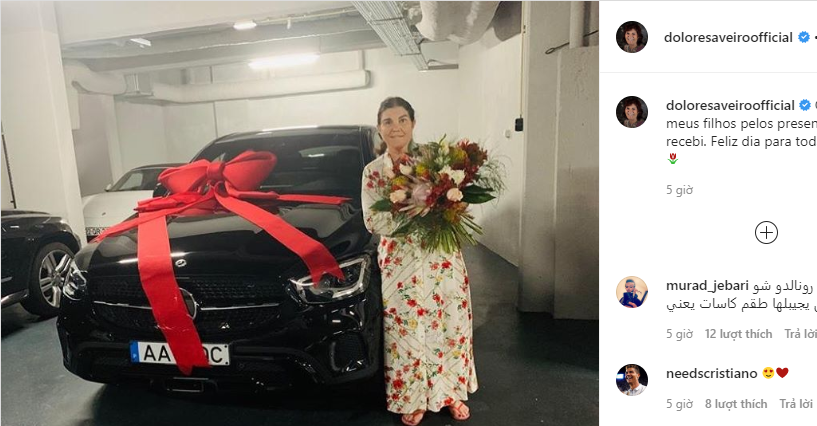 Ronaldo tặng món quà đắt giá nhân Ngày của mẹ