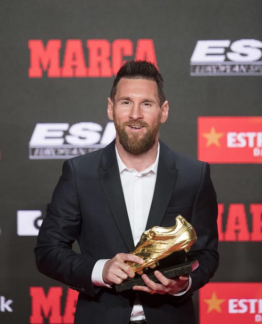 Messi đạt được những kỷ lục nào sau khi ghi bàn đầu tiên cho Barca?