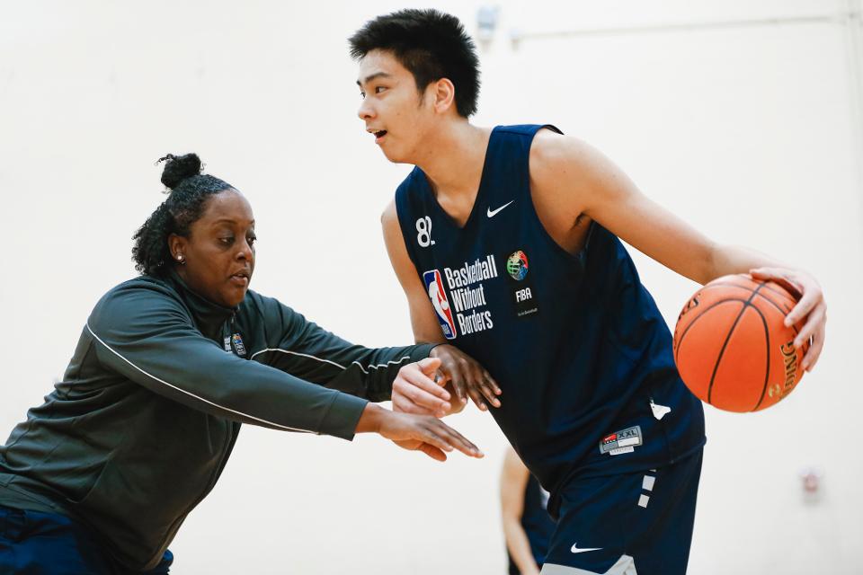 Thần đồng Philippines Kai Sotto chính thức đặt chân tới NBA G-League