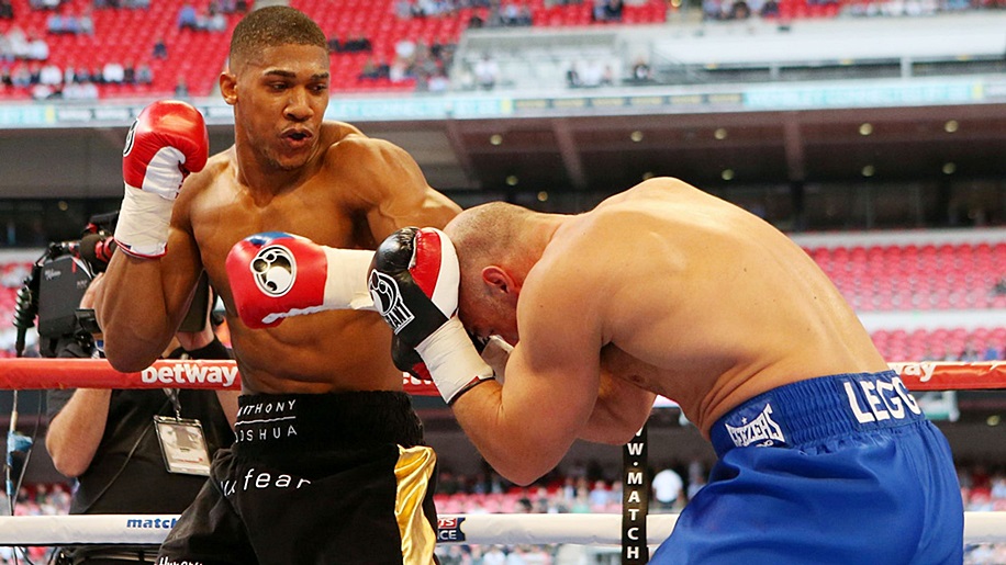 Cú đấm knock-out chết chóc của võ sỹ Boxing nặng bao nhiêu cân?