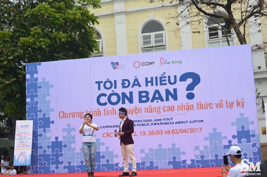 Sao bóng chuyền chia sẻ hashtag “3 chữ A” ủng hộ trẻ tự kỷ