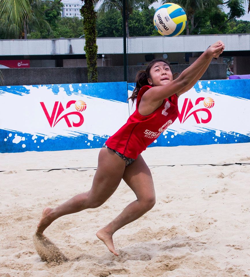 Eliza Chong - Thiên thần xinh đẹp của bóng chuyền bãi biển Singapore