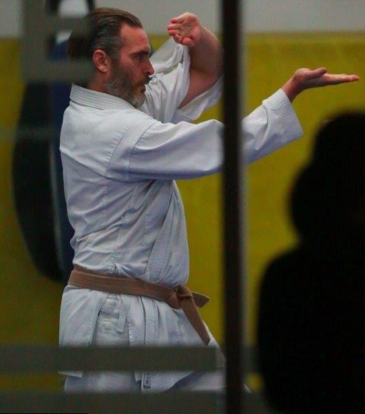 Có thể bạn chưa biết: “Joker” Joaquin Phoenix là một fan cuồng Karate