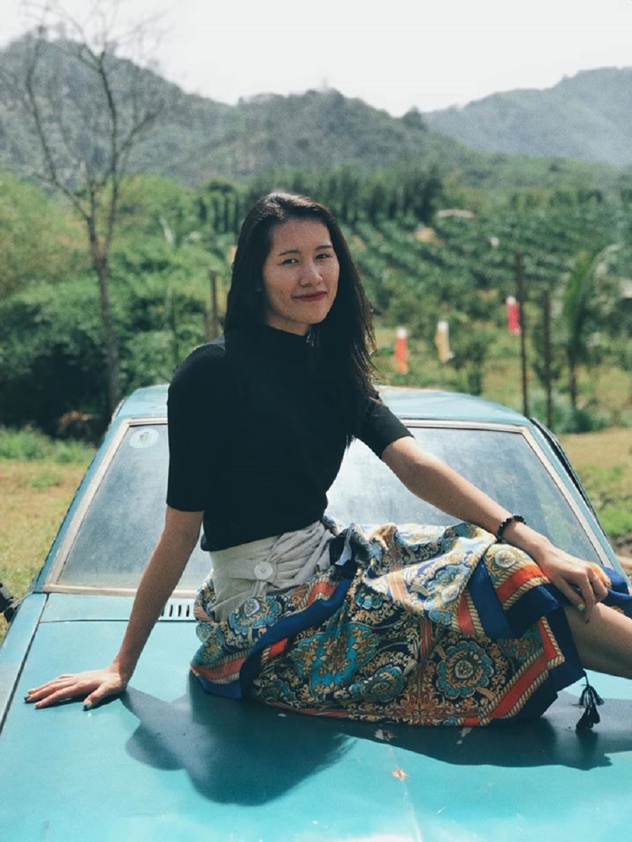 Nguyễn Thị Trinh - Phụ công bóng chuyền Đắc Lắk đẹp như hoa hậu ngoài đời