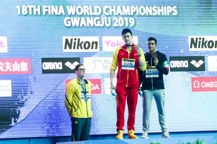 VĐV bơi lội Trung Quốc - Sun Yang bị cấm thi đấu tới 8 năm do dính doping 