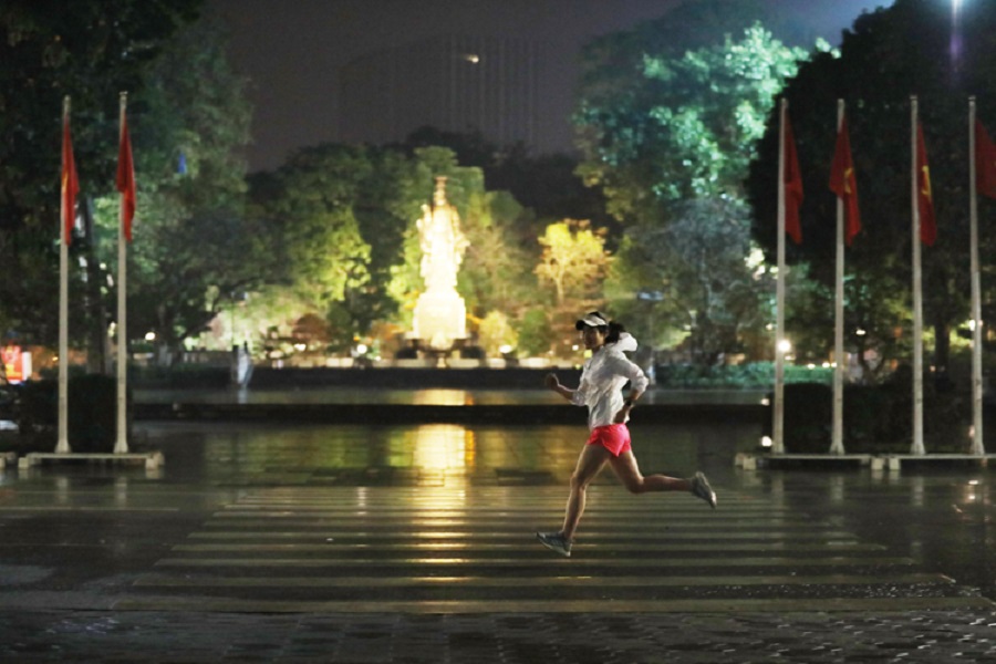 Dân chạy bộ Hà Nội háo hức chờ VnExpress Marathon Hanoi Midnight 2020