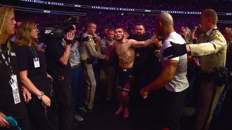 Conor McGregor thừa nhận bản thân có lỡ lời khi cố hâm nóng UFC 229