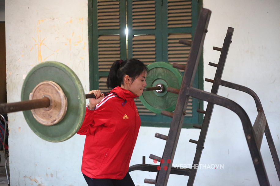 Nguyễn Thị Huyền âm thầm tập luyện tại Nhổn giữa đại dịch cúm virus corona