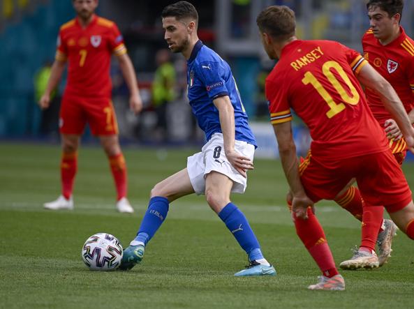 Đội hình Áo gặp Italia được thay đổi để chống lại Jorginho