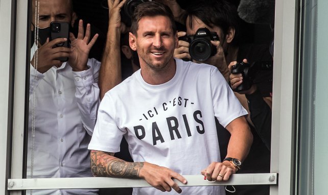 Messi “gây bão” trên mạng xã hội với PSG