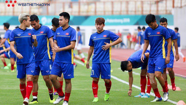 Toàn bộ cầu thủ Olympic Việt Nam đươc tập trung lên ĐT dự AFF Cup 2018 - Ảnh 2.