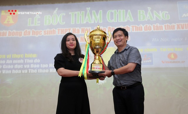 Giải bóng đá học sinh THPT Hà Nội năm 2018 quy tụ hơn 90 đội tham dự  - Ảnh 3.