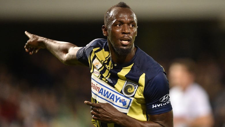 Usain Bolt : Tôi còn chưa phải là cầu thủ chuyên nghiệp - Ảnh 1.