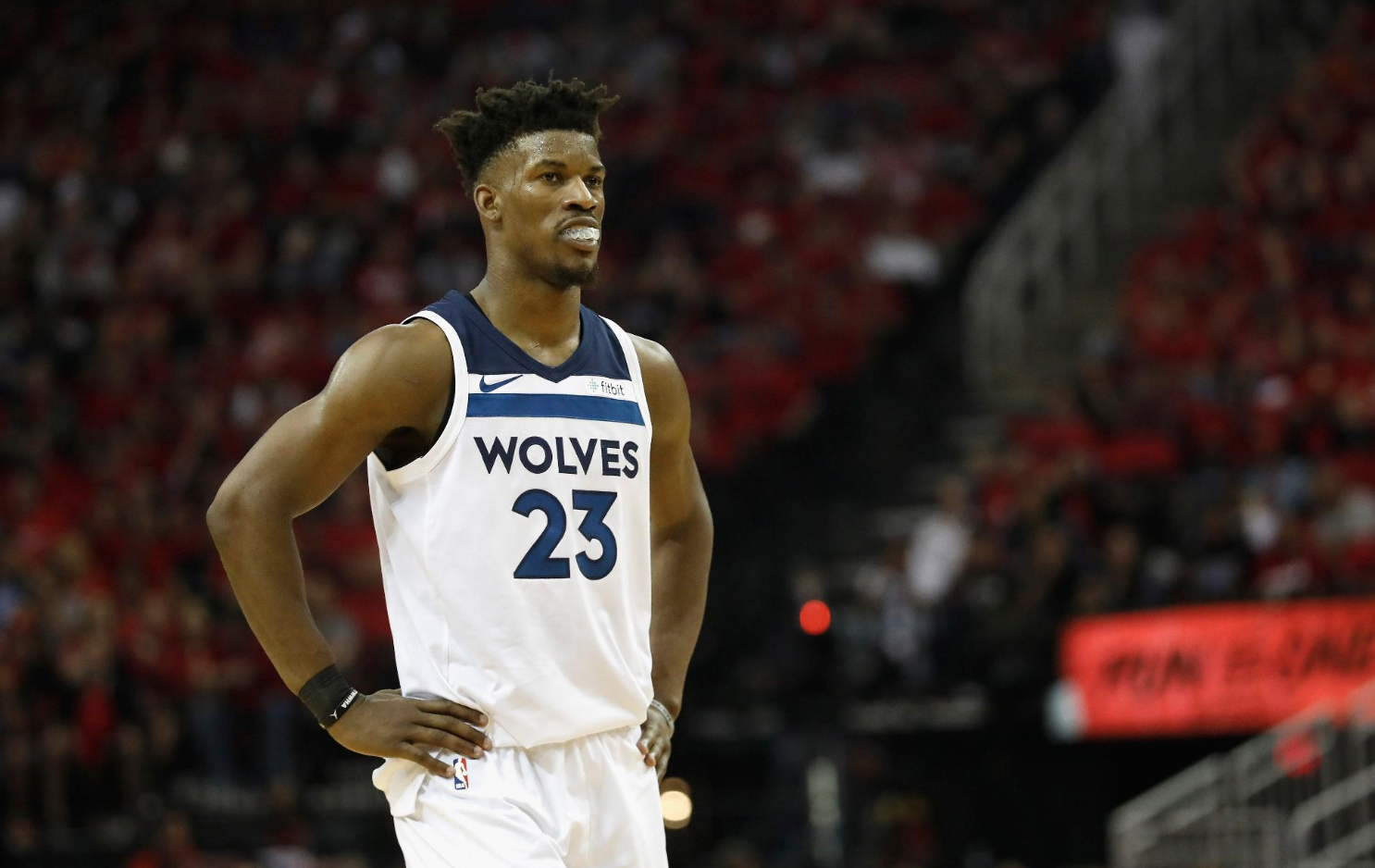 Hiểu rõ chuyện đang xảy ra, Paul George hết mình ủng hộ Jimmy Butler trong sự việc với Timberwolves  - Ảnh 3.