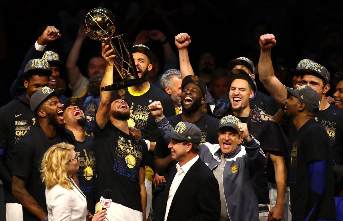 NBA 2018-19: Golden State Warriors, đội bóng được Chúa che chở - Ảnh 5.