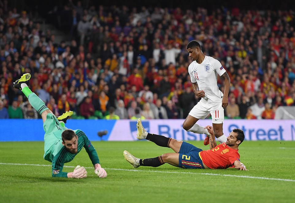 Tây Ban Nha nhận kỷ lục buồn trước ĐT Anh trong ngày Sterling giải cơn khát bàn thắng - Ảnh 5.