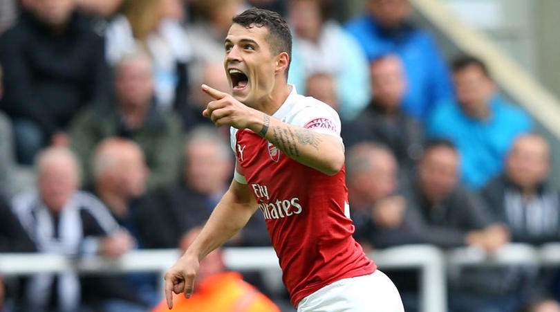 Emery đã giúp Xhaka nâng tầm hàng tiền vệ Arsenal thế nào? - Ảnh 1.