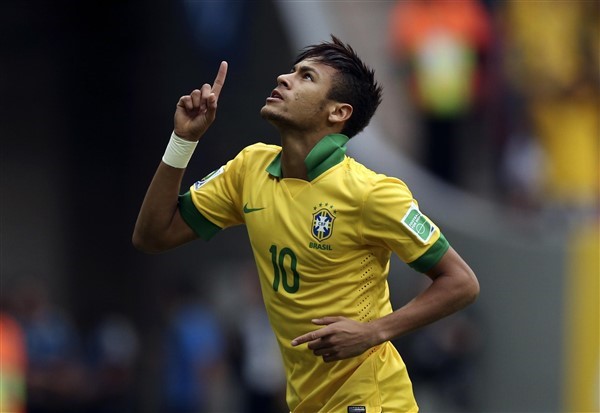 Neymar không thích áo số 10 tại ĐT Brazil - Ảnh 2.