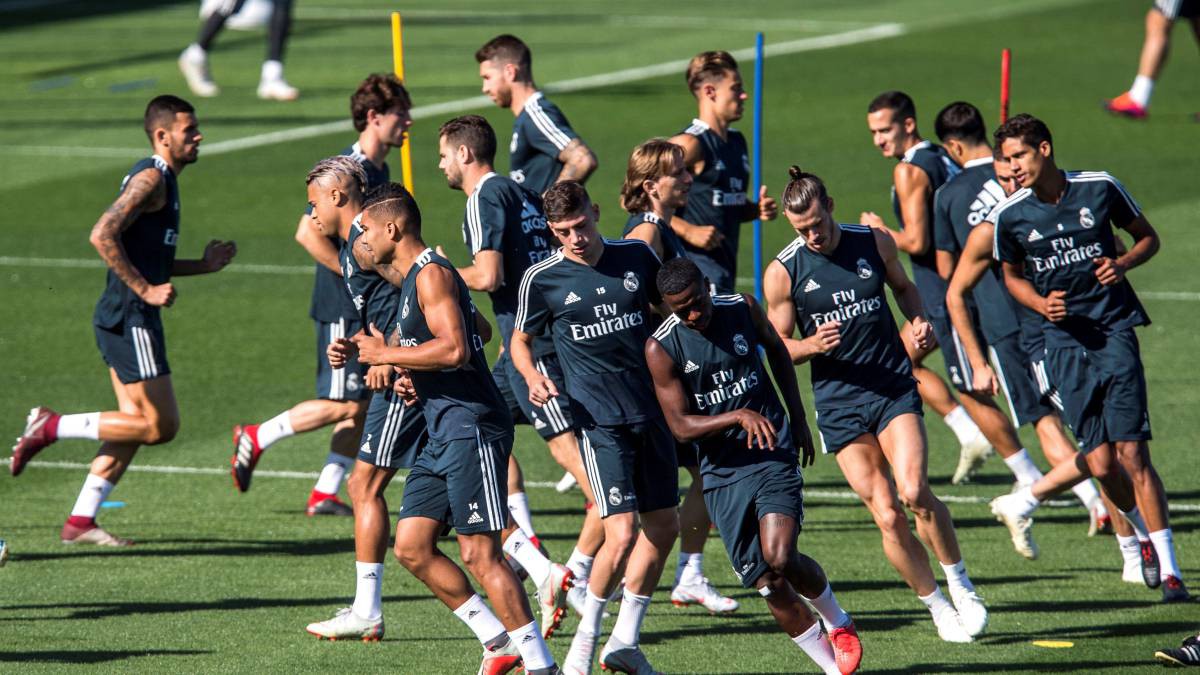 Sung mãn khi trở lại, Real Madrid chữa khỏi “virus FIFA” từ 5 năm gần đây - Ảnh 1.