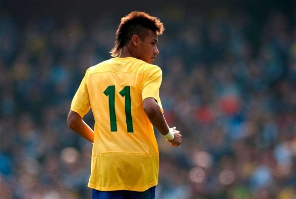 Neymar không thích áo số 10 tại ĐT Brazil - Ảnh 1.