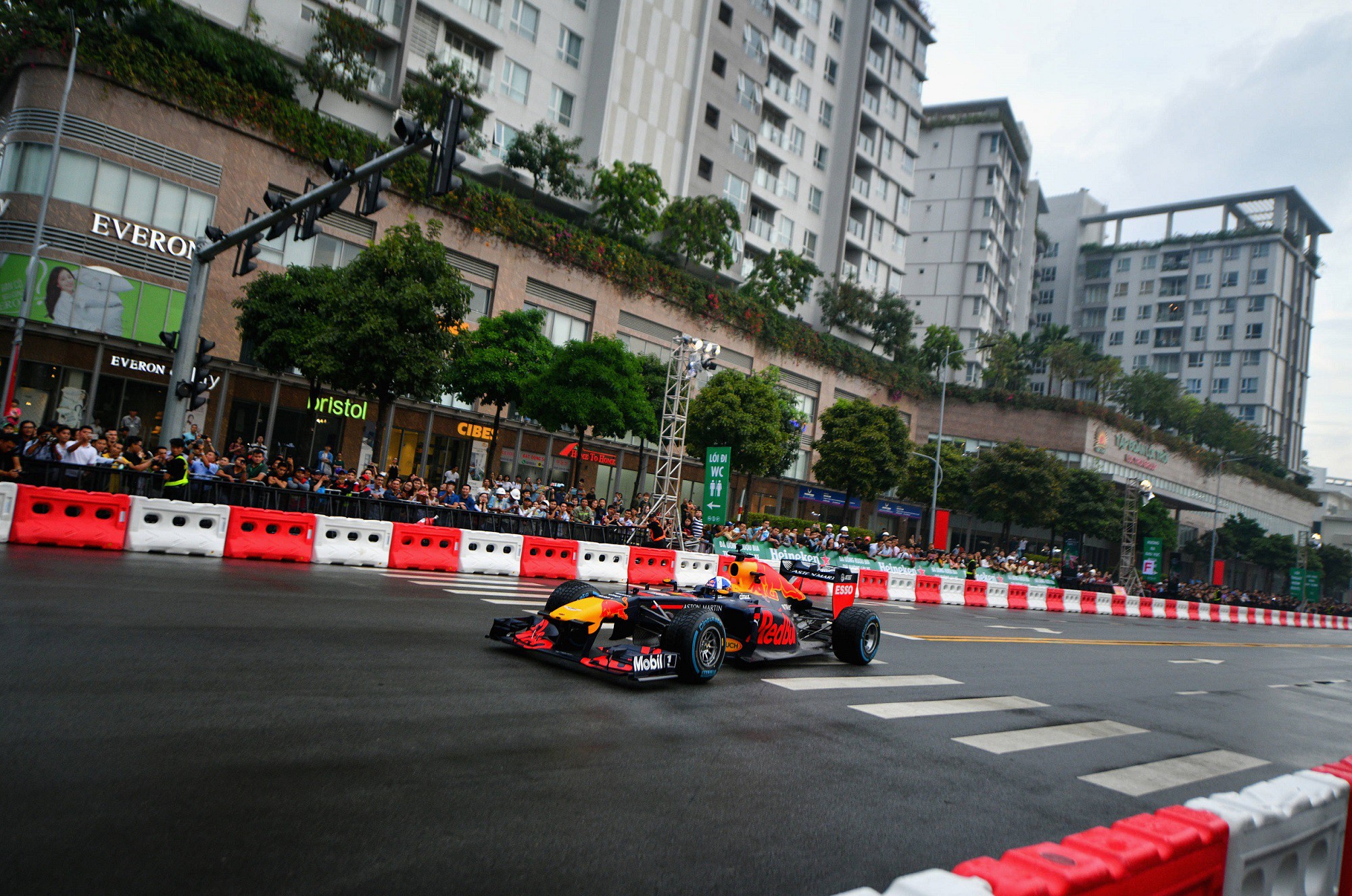 Giải đua xe F1 đầu tiên ở Việt Nam dự kiến công bố tại Hà Nội vào tháng 11 - Ảnh 1.