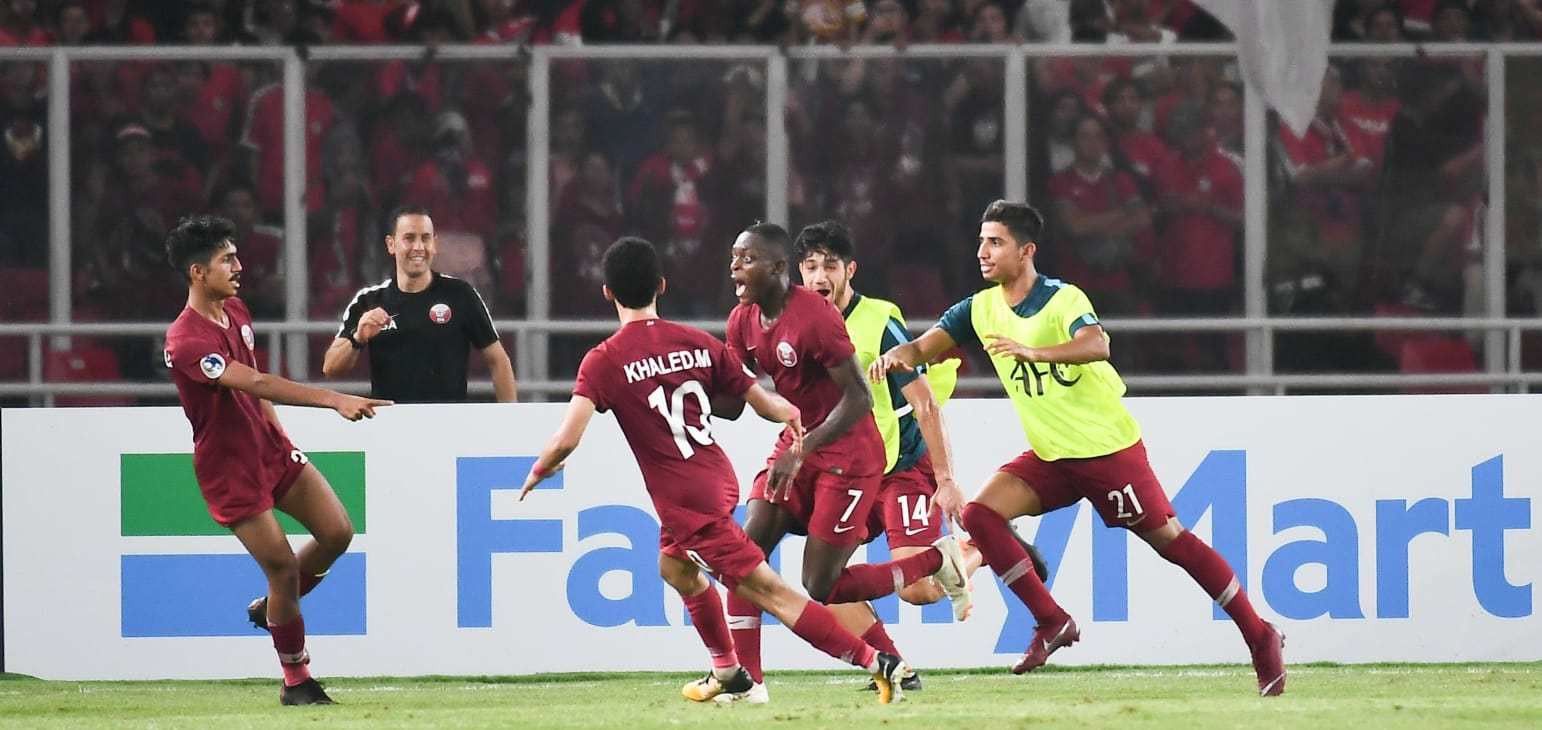 U19 Indonesia thua U19 Qatar sau trận cầu điên rồ với 11 bàn thắng - Ảnh 1.