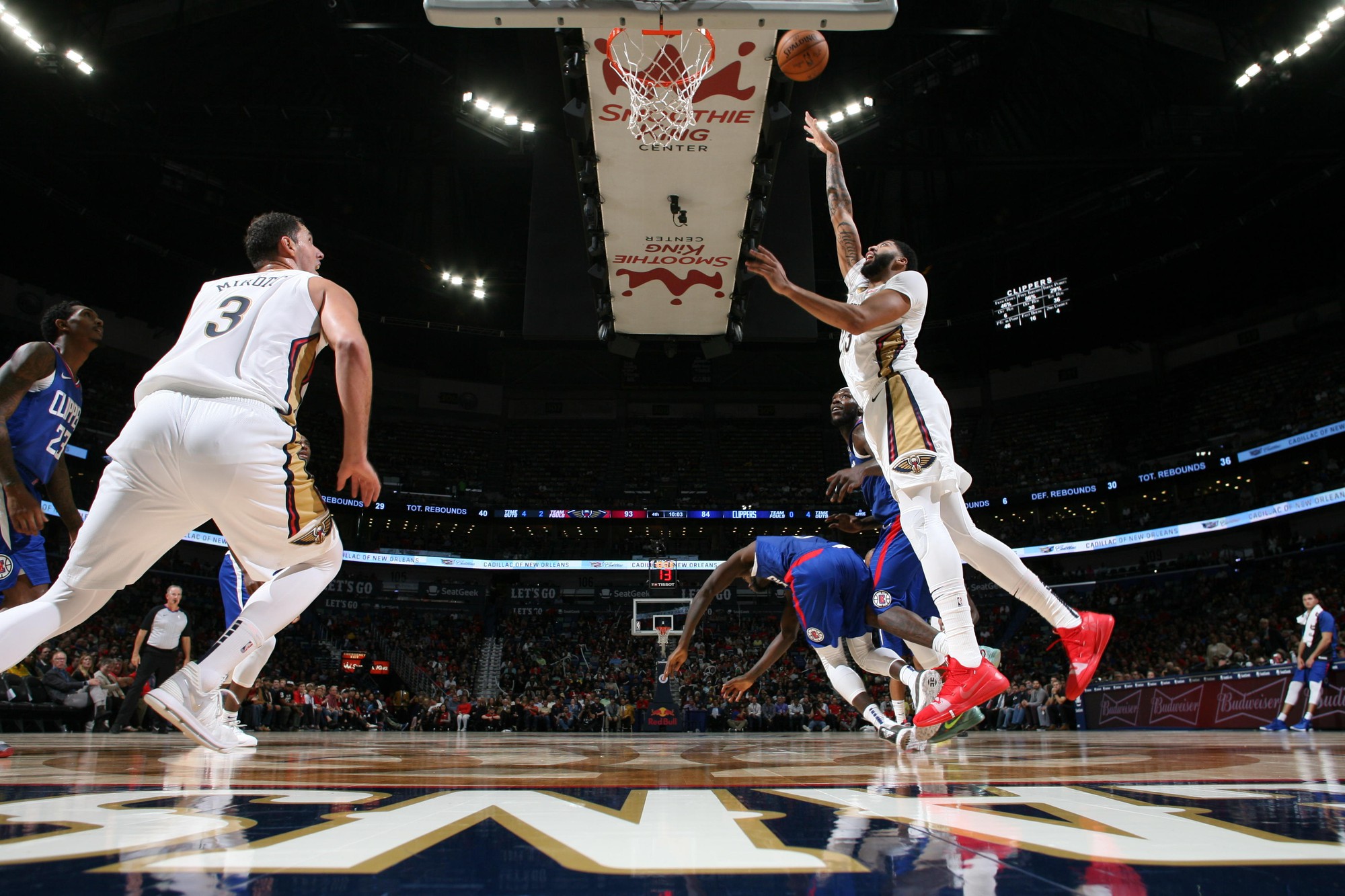 Đồng đội nghẹt nòng, Anthony Davis vượt khó gánh thành công New Orleans Pelicans - Ảnh 3.