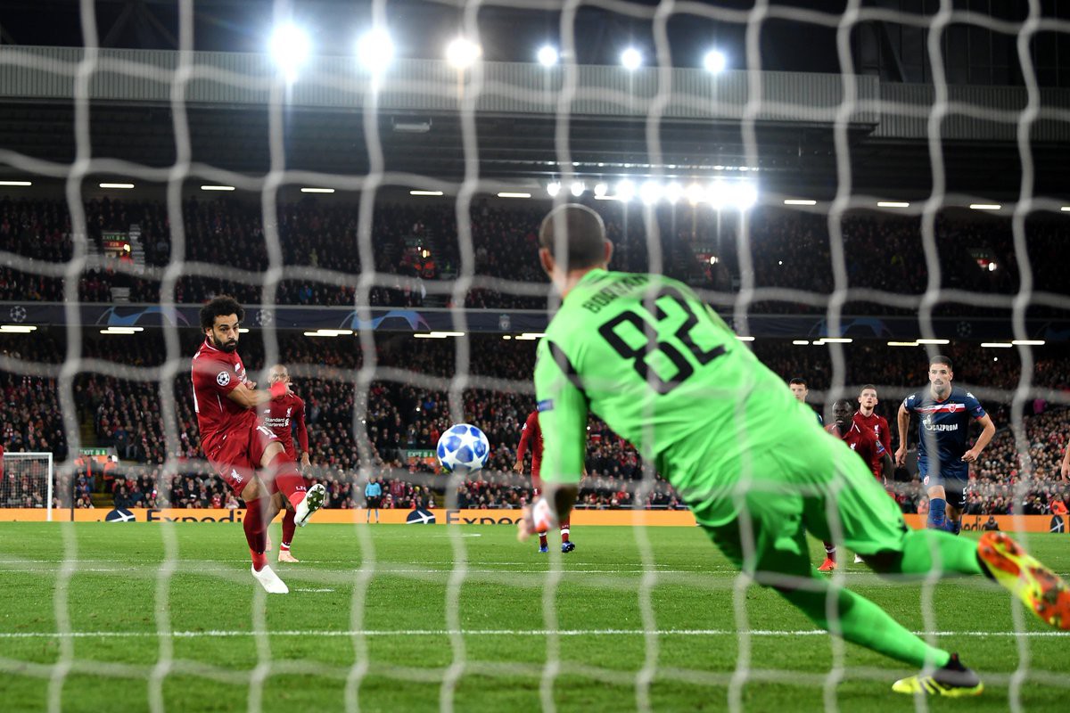 Tốc độ ghi bàn khó tin của Salah và 5 thống kê thú vị từ trận Liverpool - Red Star  - Ảnh 1.