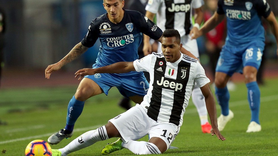 Ronaldo rực sáng với cú đúp và top 5 điểm nhấn không thể bỏ qua ở trận Empoli - Juventus - Ảnh 6.