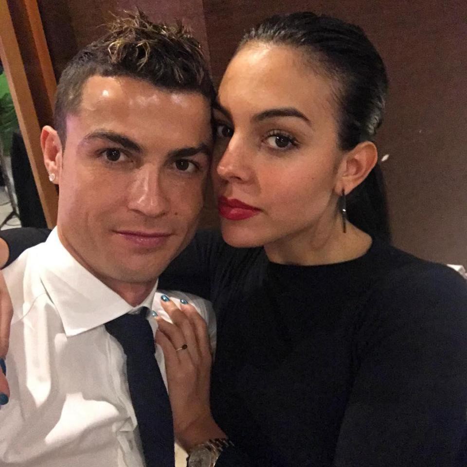 SỐC: Cha vợ tương lai của Ronaldo là trùm ma túy - Ảnh 2.