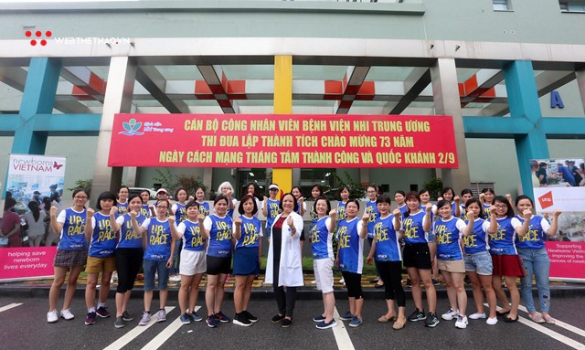 Các VĐV UpRace và quỹ Newborns Vietnam sẽ nhận được tài trợ khủng khi chạy giải marathon - Ảnh 1.
