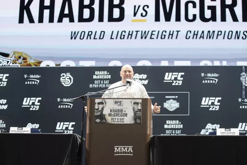 TRỰC TIẾP UFC 229: Khabib Nurmagomedov vs. Conor McGregor - Ảnh 17.