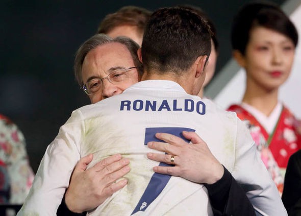 Lịch sử Real Madrid và Man Utd có lẽ đã khác nếu Chủ tịch Florentino Perez giữ quyết định gây sốc với Ronaldo - Ảnh 2.