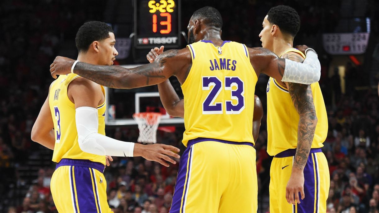 Trực tiếp NBA 2018-19: Los Angeles Lakers vs Utah Jazz - Ảnh 4.