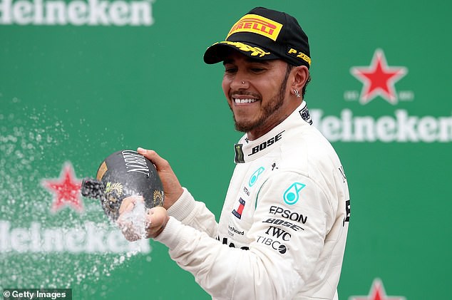 Hamilton bào chữa khi bị chỉ trích vì không thích F1 tổ chức ở những vùng đất mới - Ảnh 1.
