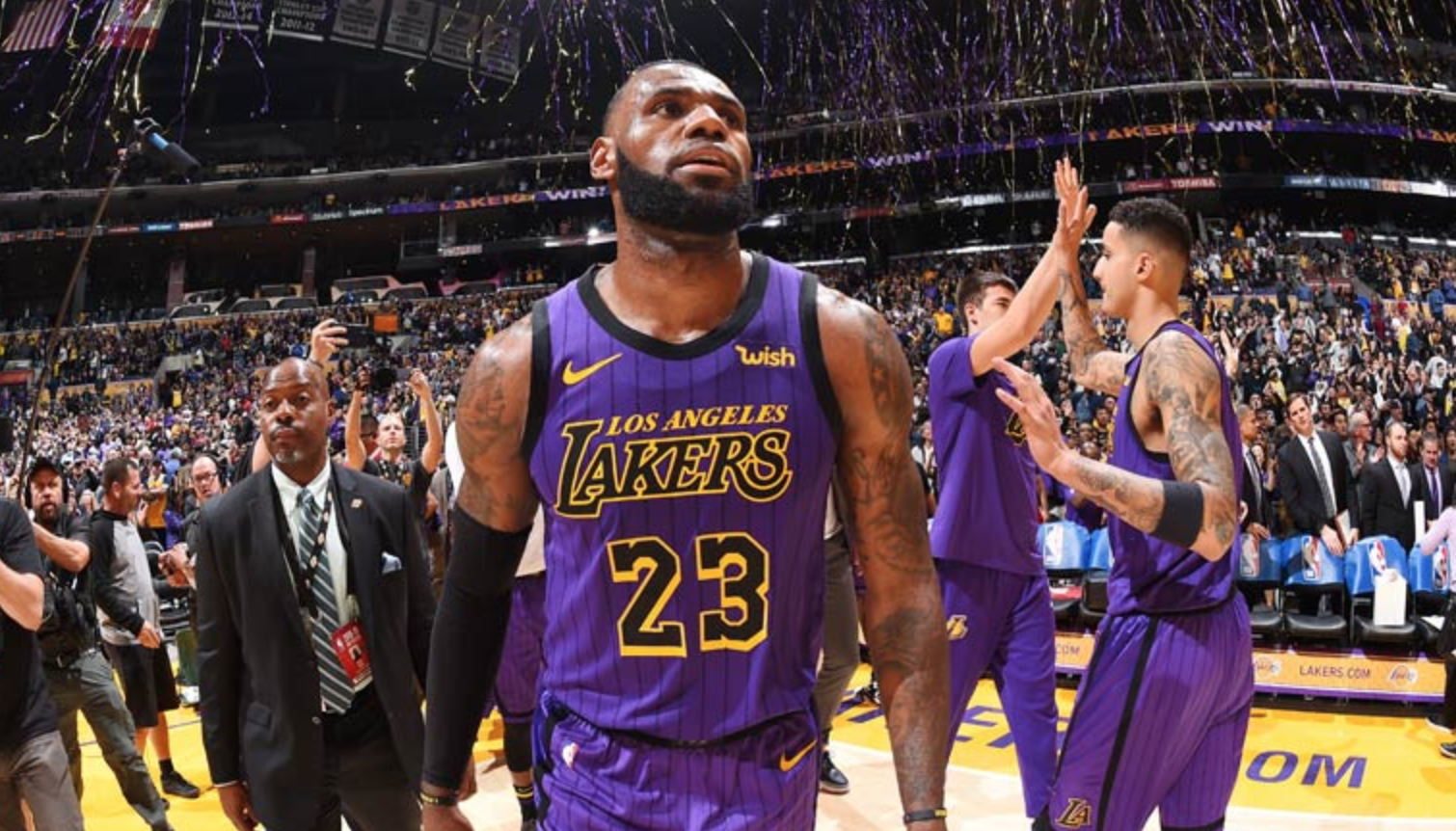 Choáng ngợp trước độ hiệu qủa của LeBron James trong mùa giải năm nay với Los Angeles Lakers - Ảnh 1.