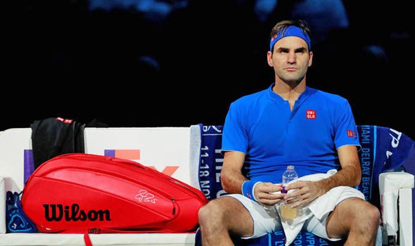 Federer thừa nhận đã thi đấu với Zverev trong tình trạng chấn thương bàn tay - Ảnh 1.