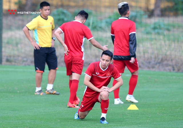 Hùng Dũng được thầy Park “chăm sóc đặc biệt” trước thềm trận chung kết lượt về AFF Cup 2018 - Ảnh 3.