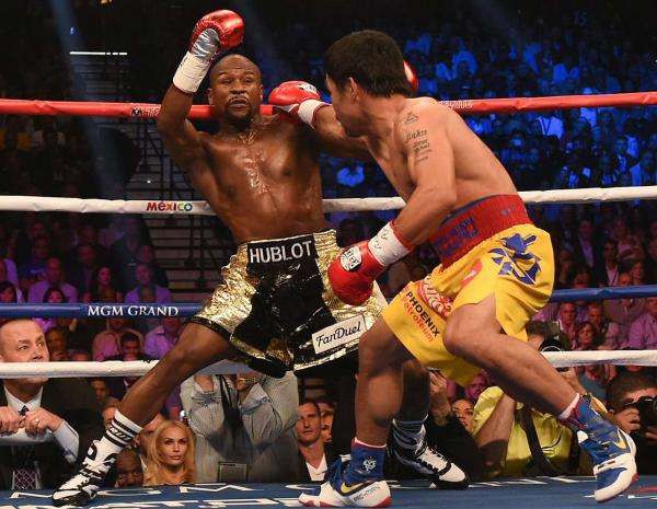 Huyền thoại boxing Manny Paccquiao hóa ra chẳng phải tay vừa trong bóng rổ - Ảnh 1.